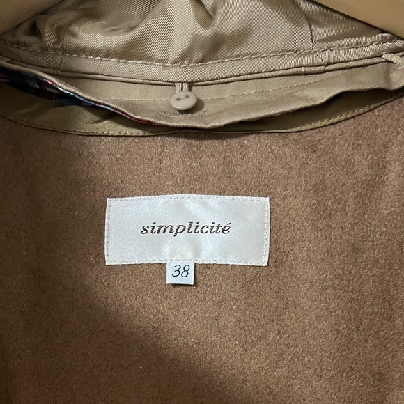 Tan hooded double layer trench coat size 38 worn once (brought from Japan) - Picture 5 of 5